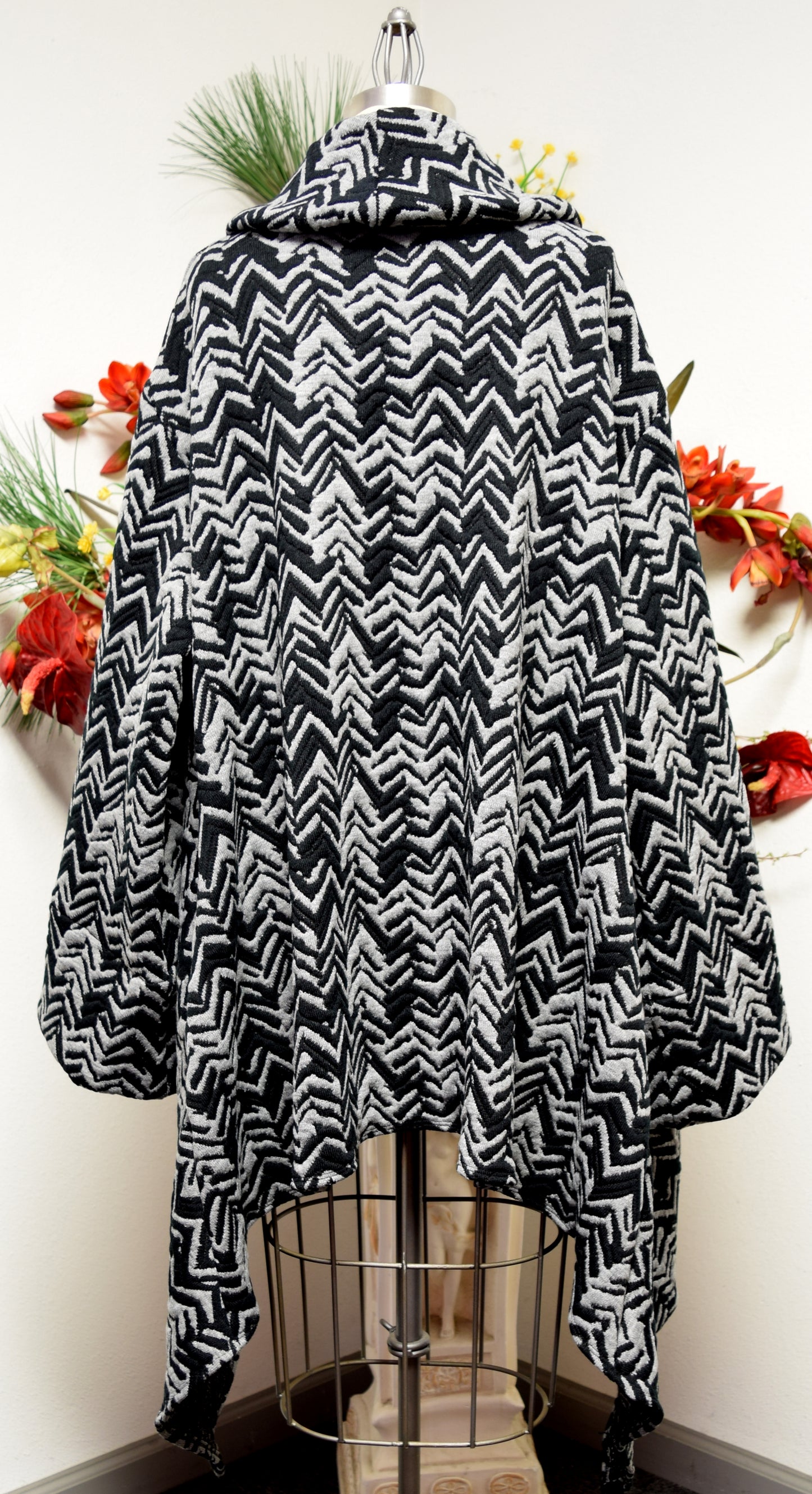 Made in USA, Ultimate Travelers Jacket, Plus Size Jacket, Jacqaurd Duster, Chevron  print Jacket, Jacquard Coat, Winter jacket, winter coat.