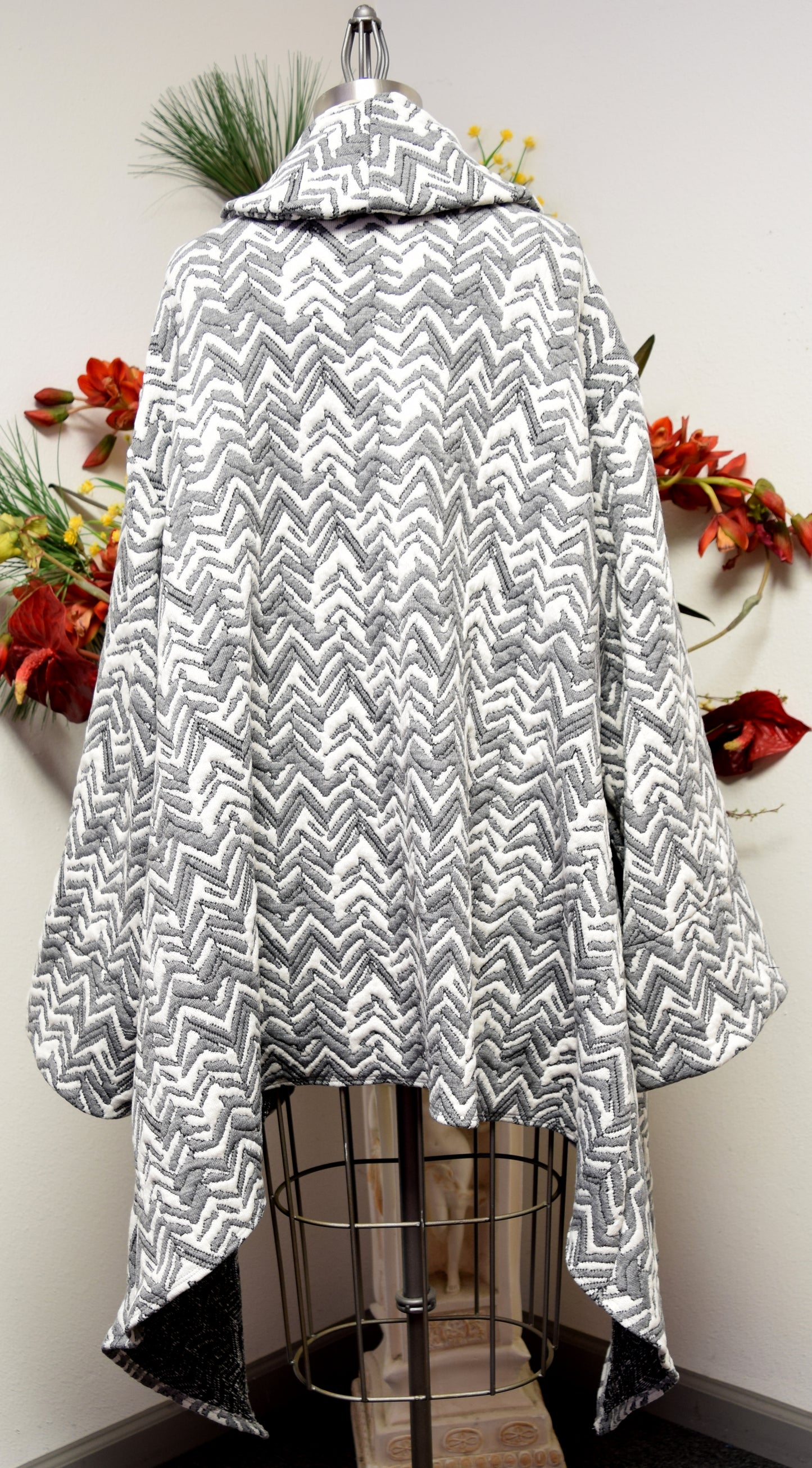 Made in USA, Ultimate Travelers Jacket, Plus Size Jacket, Jacqaurd Duster, Chevron  print Jacket, Jacquard Coat, Winter jacket, winter coat.